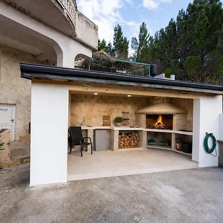 דירה Cozy In With House Sea View יסניצה