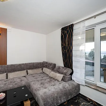 Cozy In With House Sea View דירה יסניצה