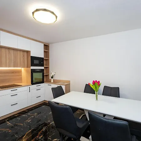 Cozy In With House Sea View Apartamento *