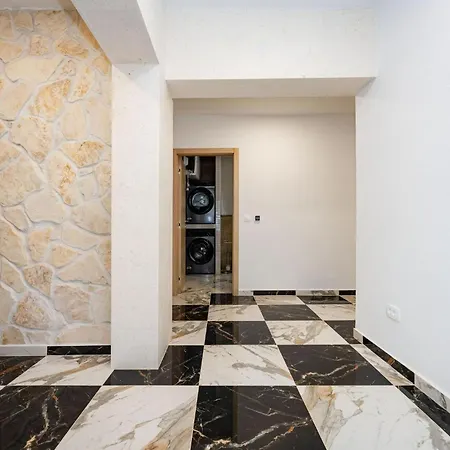 Cozy In With House Sea View דירה יסניצה